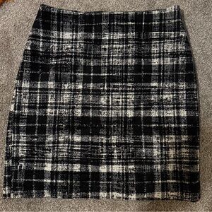 Ann Taylor Black and White Plaid mini Skirt